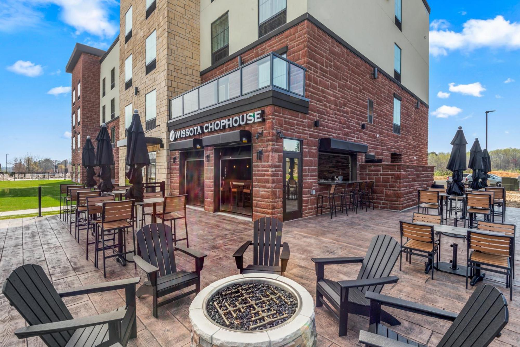 Cobblestone Hotel & Suites - Cullman Exterior photo